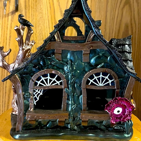 COPY - BBW Halloween Luminary- DAMAGED - Picture 3 of 10